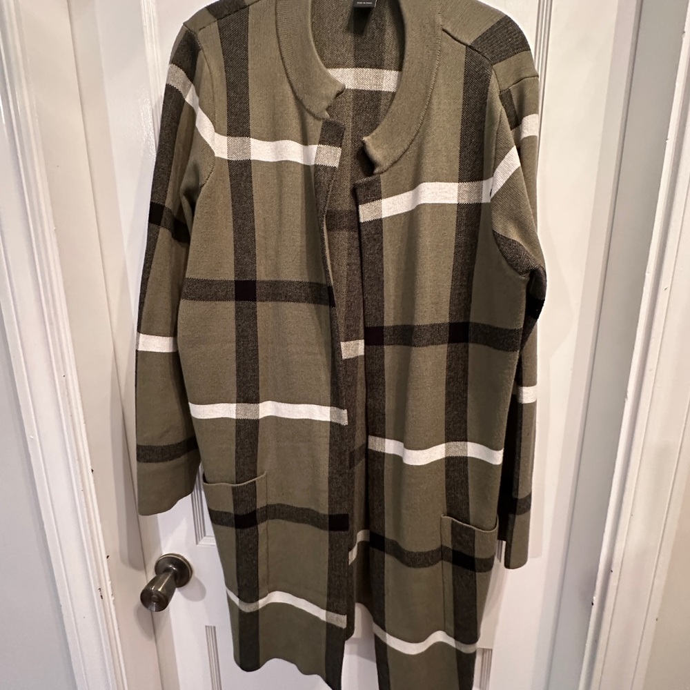 Tahari Plaid Open Front Cardigan